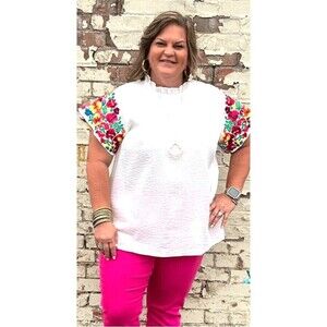 Layerz Clothing Hallie Top White Flowy Floral Embroidery Womens Size 3XL 1093T4